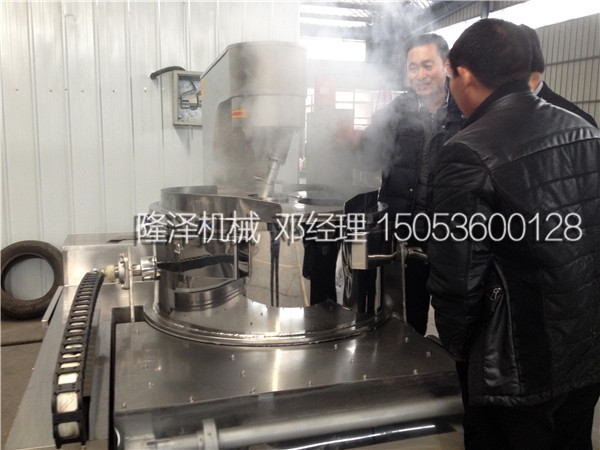 河北张家口客户来厂考察电磁爆米花机